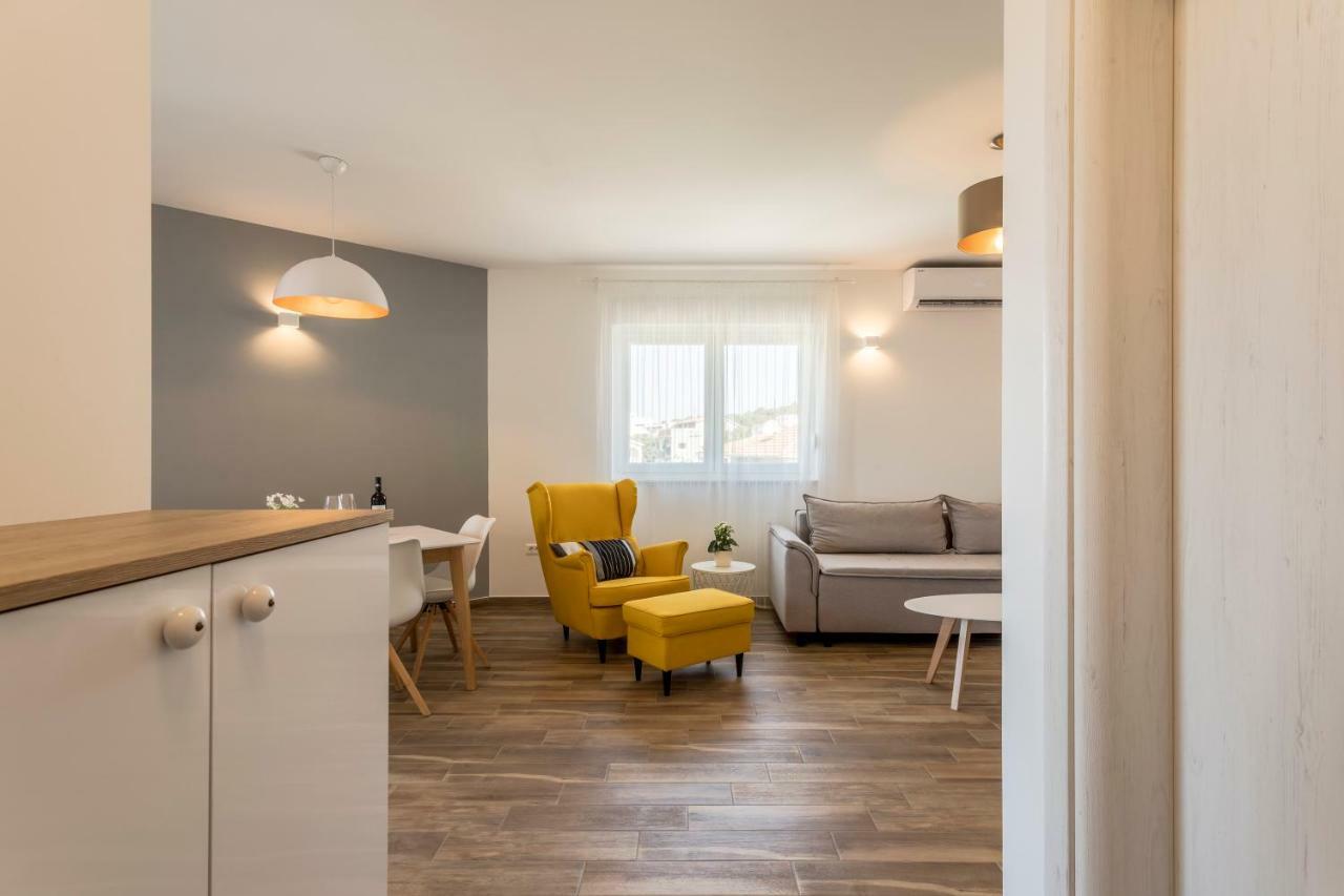 Luxury View Apartments Рогозница Экстерьер фото