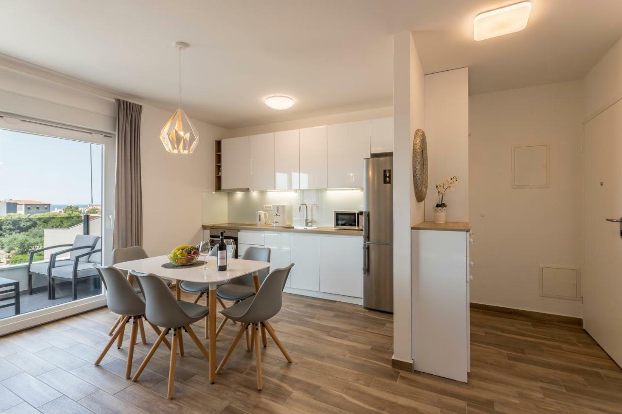 Luxury View Apartments Рогозница Экстерьер фото