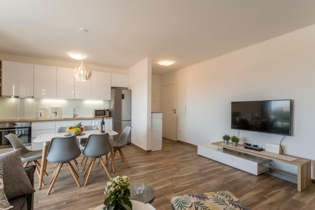 Luxury View Apartments Рогозница Экстерьер фото
